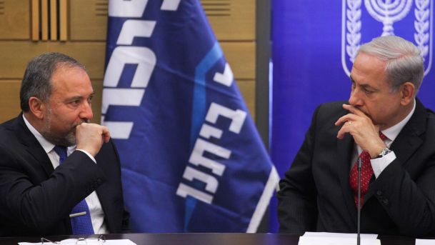 Benjamin Netanyahu, Lieberman, responsable israélien