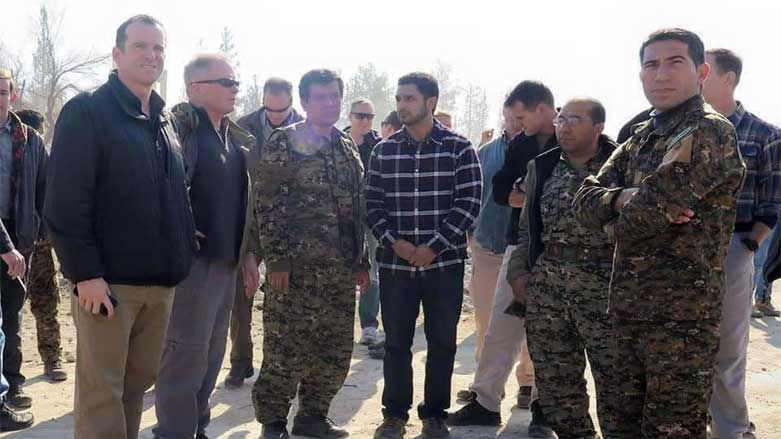 Brett McGurk à Aïn Issa