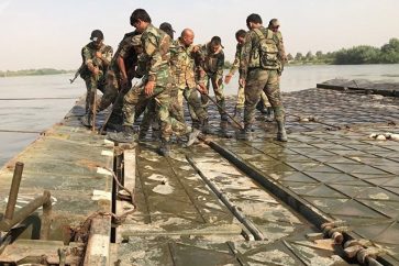 Les militaires syriens et russes ont construit un pont sur l’Euphrate à Deir ez-Zor