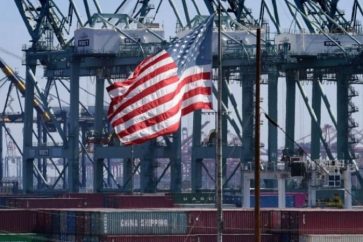 Plusieurs observateurs ont expliqué le retrait américain de l’Arabie à la chute des prix du pétrole.