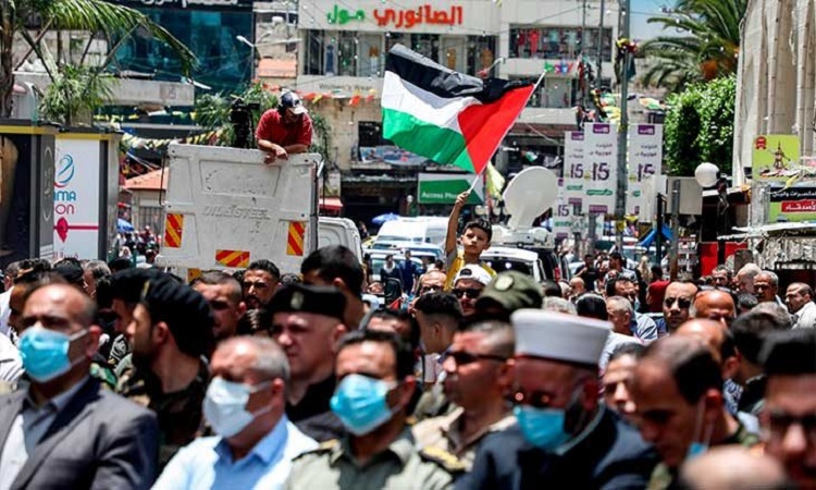 L’occupation interdit un rassemblement de solidarité avec le mufti d’AlAqsa