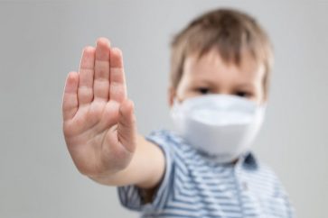 Le taux de matériel génétique du coronavirus détecté dans le nez d'enfants de moins de cinq ans est 10 à 100 fois plus élevé que celui trouvé chez des enfants plus âgés et des adulte