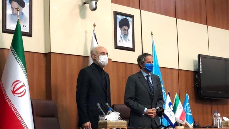 Ali Akbar Saleh et Rafael Mariano Grossi à Téhéran