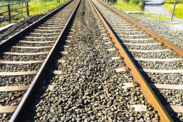 chemin-de-fer-ligne-ferroviaire-73875654