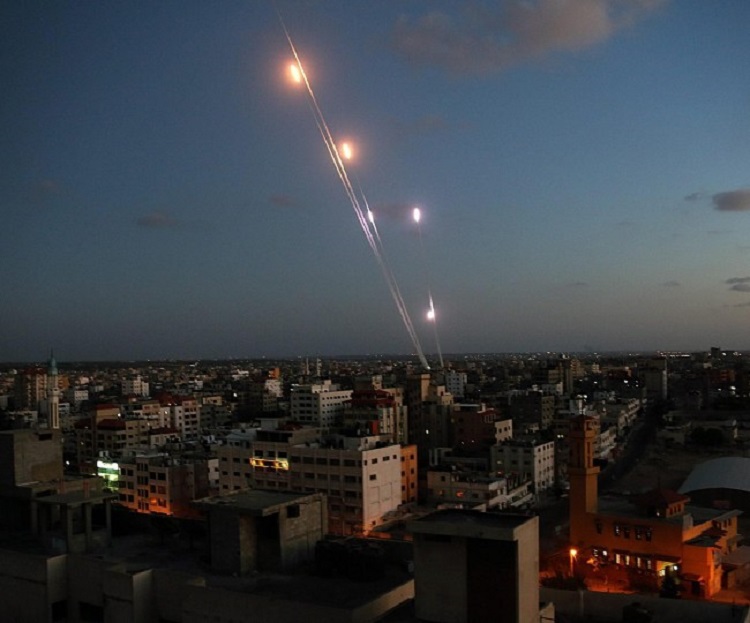 Une salve de roquettes palestiniennes ont visé plusieurs colonies de l'occupation