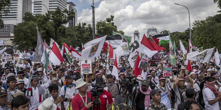 En décembre 2018, manifestation à Jakarta hostile à la décision de Donald Trump de transférer l'ambassade us à Jérusalem al-Qods occupée
