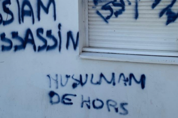 Des tags islamophobes