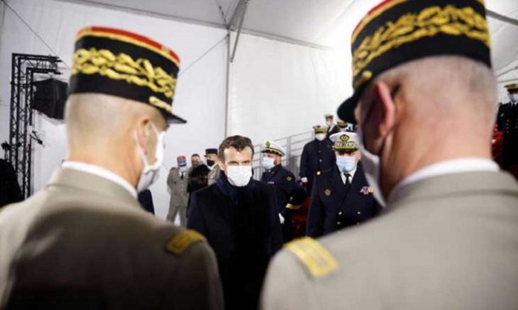 Une nouvelle tribune de militaires français contre le "délitement" du pays est en préparation