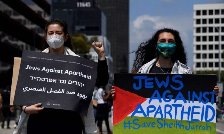 Le sondage réalisé auprès de plus de 800 électeurs américains de confession juive a été menée entre le 28 juin et le 11 juillet.