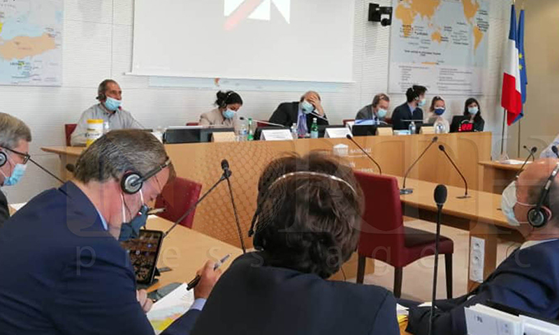 La délégation kurde syrienne lors de sa rencontre avec la Comission des Affaires étrangères du Parlement français le 19 juillet