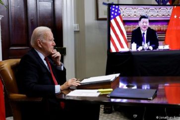 "La priorité du président Biden (pendant la conversation) sera de demander à la Chine de ne pas donner à la Russie les moyens de compenser les sanctions internationales, et de ne pas envoyer d'équipements pour la machine de guerre russe en Ukraine"