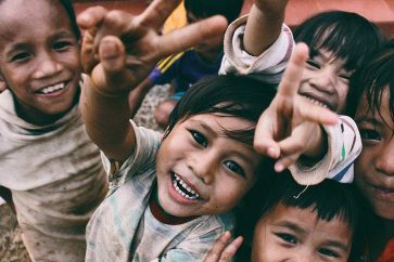 De nombreux enfants respirent un air toxique à l’extérieur comme à l’intérieur.