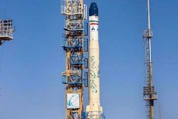 Porte-satellites Zoljaneh