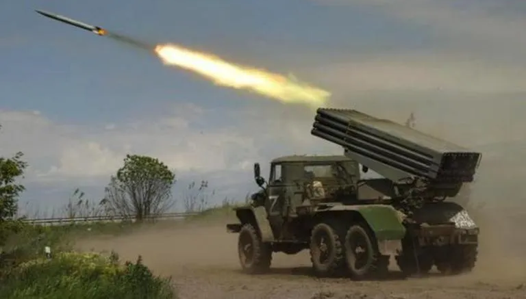 «Jusqu'à 100 soldats ukrainiens» sont tués et «500 blessés chaque jour» dans les combats avec l'armée russe.