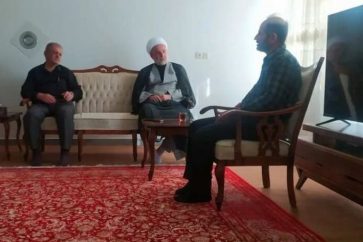 Le représentant du guide suprême l'ayatollah Ali Khamenei a présenté ses condoléances à la famille de Mahsa Amini et lui a promis que l'affaire sera suivie pour préserver ses droits