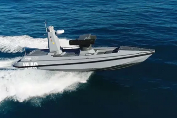 La marine américaine a également mené un exercice sur l'utilisation de ces véhicules avec la marine saoudienne, devrait en mener un autre avec la marine jordanienne puis un troisième avec la marine israélienne.