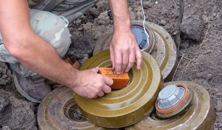 Selon le service de renseignement extérieur russe, une soixantaine de militants de Daech ont été libérés des prisons sous le contrôle des Kurdes en Syrie afin de les envoyer en Ukraine