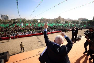 c9270292-b5f3-476f-a6d7-115706780982