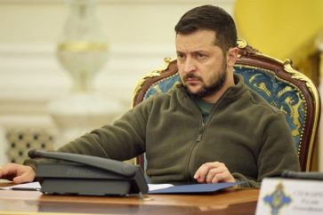 c948370d-8385-4f5a-9fe4-13063a916ea7