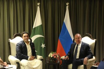 Serguei Lavrov à Goa lors du sommet de l'Organisation de coopération de Shanghai avec son homologue pakistanais.