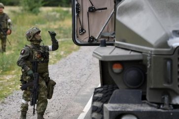 0e3975d5-0304-4a4d-a7ef-6aa502ea3085