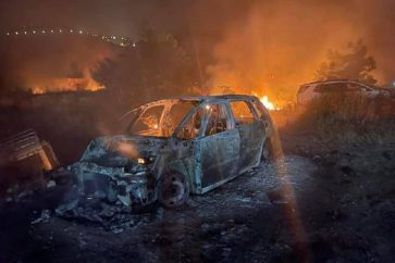 Des voitures palestiniennes incendiées par des colons en Cisjordanie, le mardi 20 juin 2023.