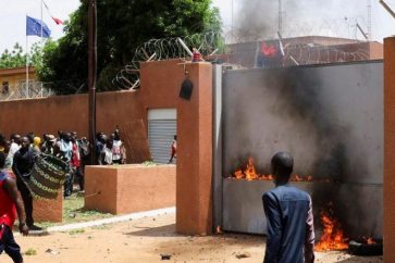 bac202e0-8147-46ef-9f30-7552332aa7fd