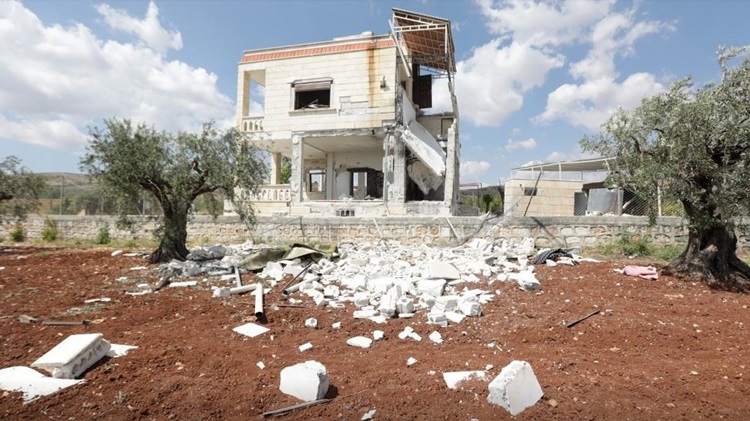 c0fc9a5a-c7f6-4550-b916-1d8c9cb8d465