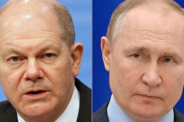 Combinaison de deux photos d'archives montrant le chancelier allemand Olaf Scholz et le président russe Vladimir Poutine (photo d’illustration).