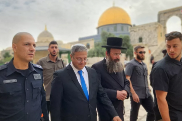 La profanation de la mosquée Al-Aqsa par le ministre extrémiste sioniste Itamar Ben Gvir, le 21 mai 2023. © Reuters