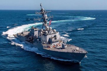 Le destroyer lance-missiles guidés de classe Arleigh Burke de l'US Navy USS Mason (DDG-87). ©US Navy