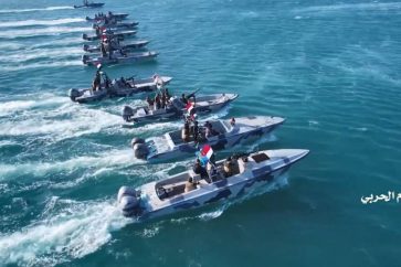 Des vedettes yéménites d’Ansarullah lors de manœuvres maritimes en avril 2023.