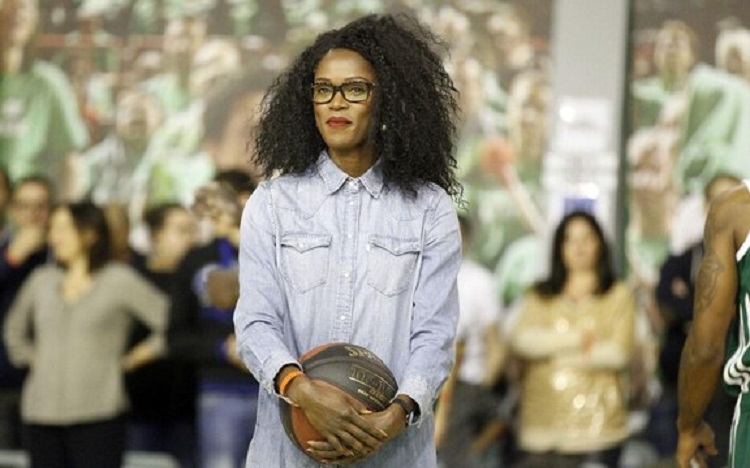 L'ancienne basketteuse de l'équipe de France, Emilie Gomis