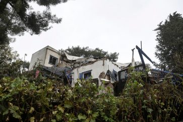 debcd40b-50b3-449a-9a0b-adbac4abecc0