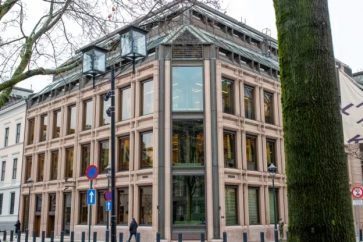 24dbfb93-f462-4e25-b757-aef4ebf20aa4