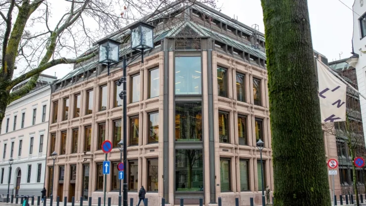 24dbfb93-f462-4e25-b757-aef4ebf20aa4