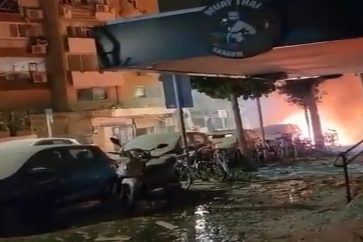 Les images montrent des dégats importants dans la rue Ben Yehuda à Tel Aviv