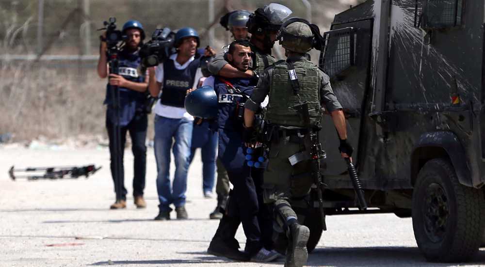 Les soldats israéliens ne cessent de s’en prendre aux journalistes palestiniens en Cisjordanie. ©Reuters/Archives