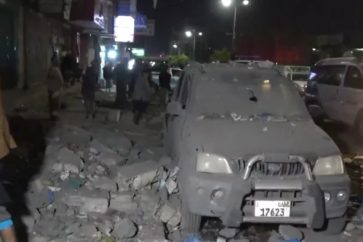 Le bâtiment détruit dans un raid américain dans le district Ma’in à l’ouest de Sanaa