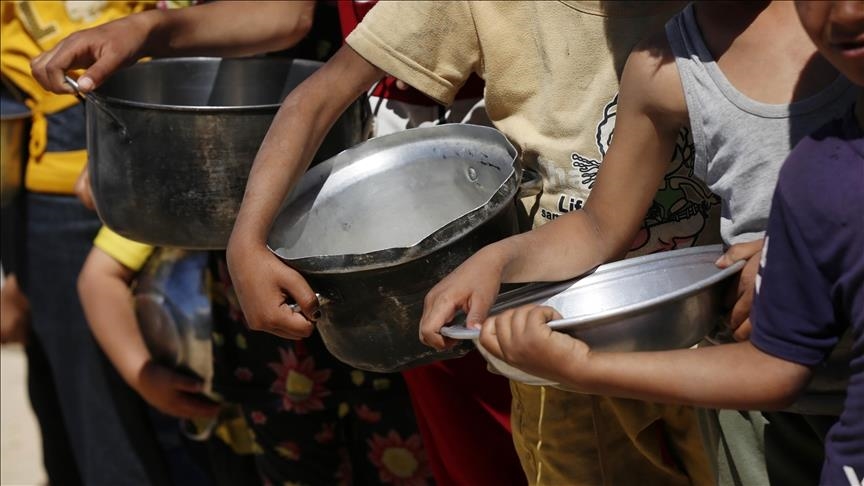 La bande de Gaza, soumis à un blocus israélien, est entrée dans un état de "famine" après l'épuisement des réserves de nourriture, de médicaments et de carburant.