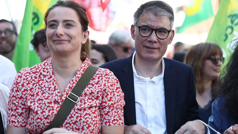 Olivier Faure et Marine Tondelier à Dunkerque le 1er mai 2025 - Sameer AL-DOUMY / AFP