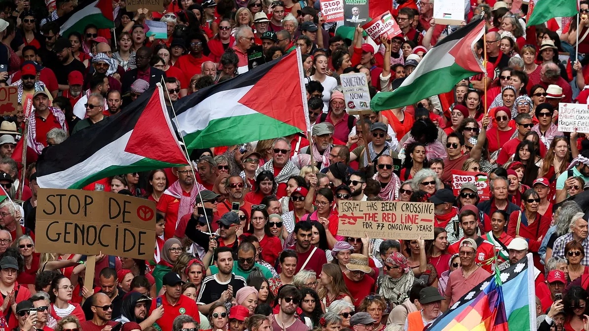 « Ce n'est pas possible de condamner le génocide actuel à Gaza et en même temps d'envoyer des armes. »