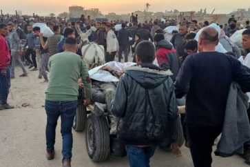 21 martyrs ce mardi par des tirs de l'armée israélienne près d'un centre humanitaire dans le centre de la bande de Gaza.