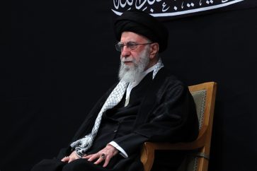 Le Leader de la Révolution islamique, l'Ayatollah Seyyed Ali Khamenei.
