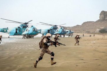 Plusieurs unités de l'armée de la République islamique d'Iran participent à l'exercice militaire conjoint à grande échelle Zolfaqar-1403 dans une zone le long de la côte stratégique de Makran, au sud de l’Iran, le 22 février 2025. ©IRNA