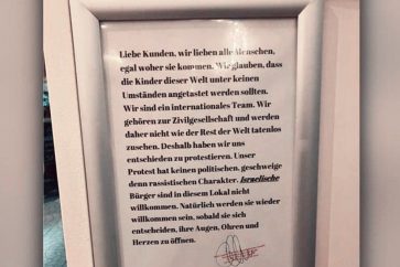 Une pancarte dans une pizzeria en Allemagne interdisant l’accès aux clients israéliens en raison de la guerre génocidaire à Gaza