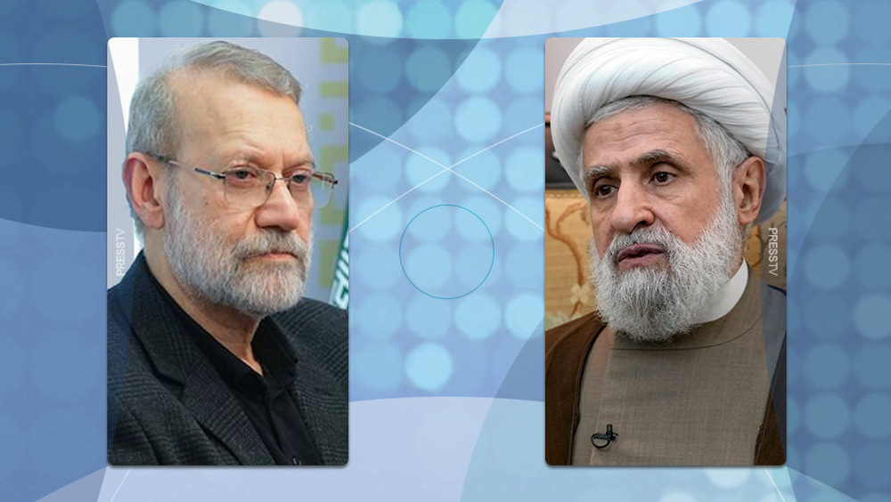 La photo combinée montre le secrétaire du Conseil suprême de la sécurité nationale iranienne, Ali Larijani (à gauche), et le secrétaire général du Hezbollah, cheikh Naïm Qassem.