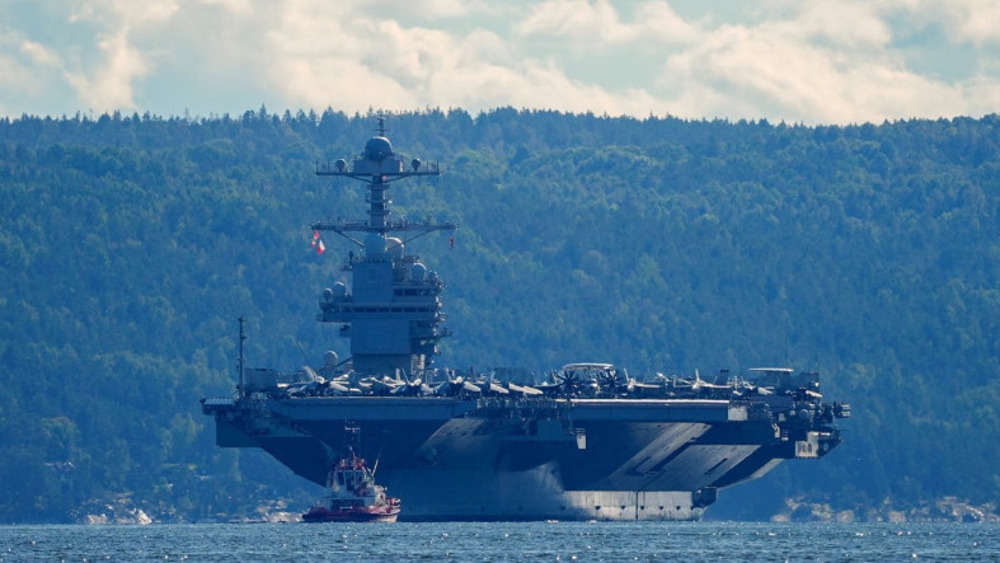Le porte-avions USS Gerald R. Ford est en route pour quitter Oslofjord, en Norvège, le 17 septembre 2025. ©Reuters