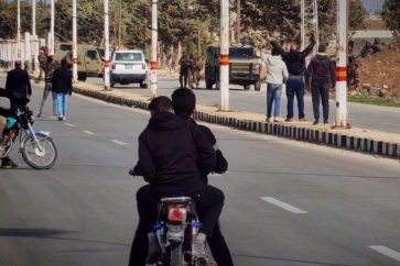 Des forces d'occupation israéliennes lors d'une incursion terrestre dans la ville de Khan Arnabeh, dans la province de Quneitra, au sud-ouest de la Syrie, le 9 décembre 2025. (Photo : Agence de presse arabe syrienne)